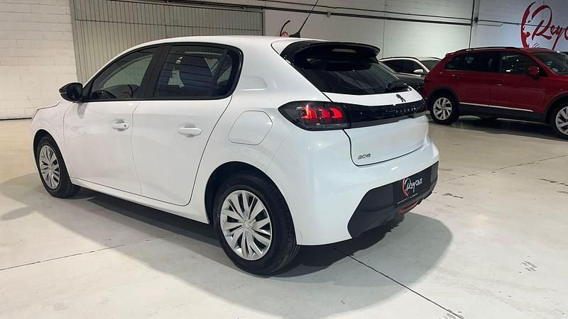 Usado Peugeot 208 Active 100 CV (73 kW) 2021 Blanco Utilitario
