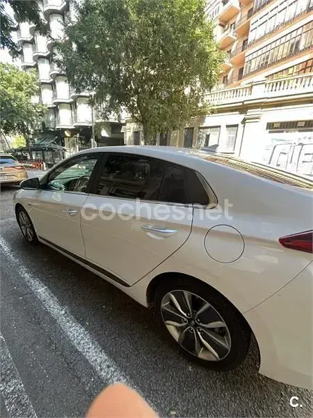 Usado Hyundai Ioniq 141 CV (103 kW) 2018 Blanco Utilitario
