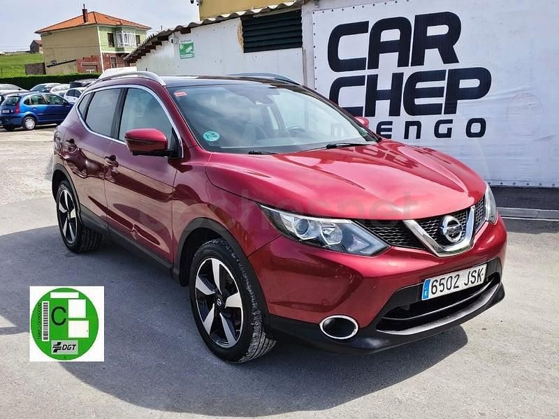 Begagnad Nissan Qashqai Acenta 116 HK (85 kW) 2016 Röd SUV