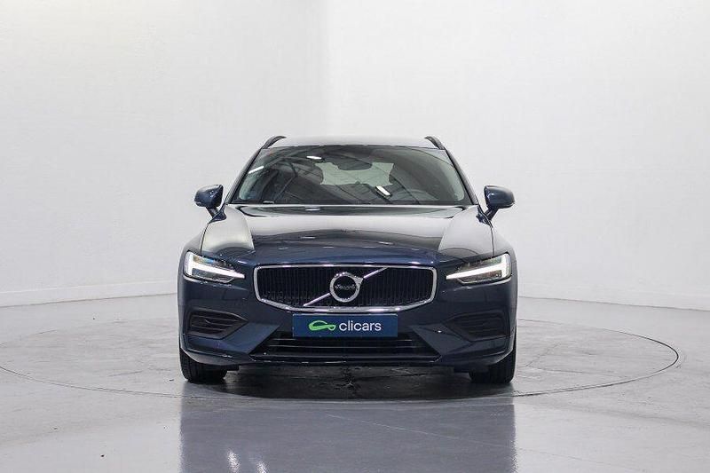 Usado Volvo V60 Momentum 197 CV (144 kW) 2021 Azul Familiar