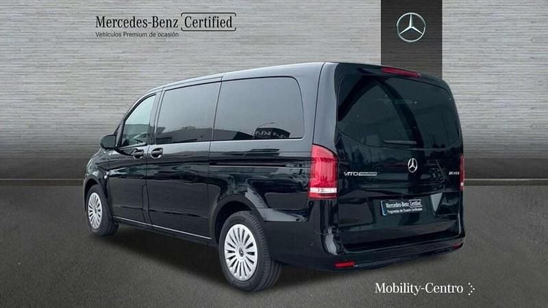 Usado Mercedes Vito 163 CV (119 kW) 2023 Negro Van