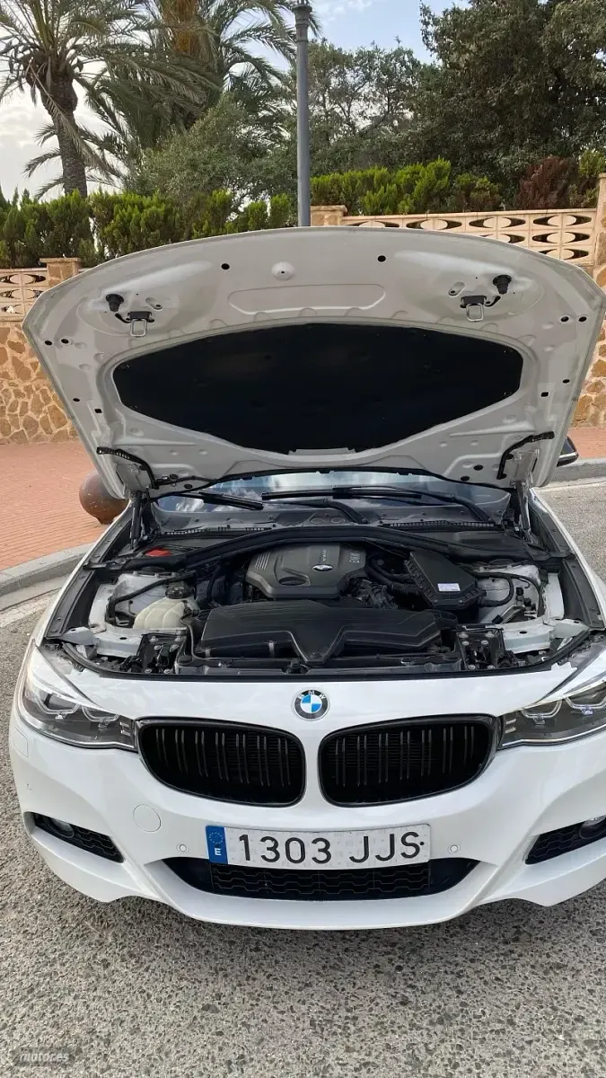Usado BMW 318 Comfort Edition 2015 Blanco Berlina