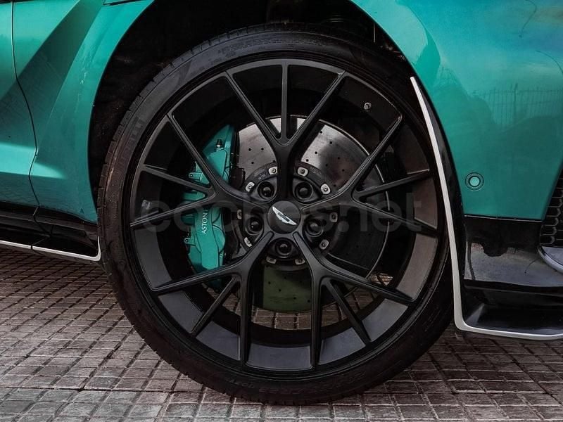 Usado Aston Martin DBX 707 CV (519 kW) 2025 Verde SUV