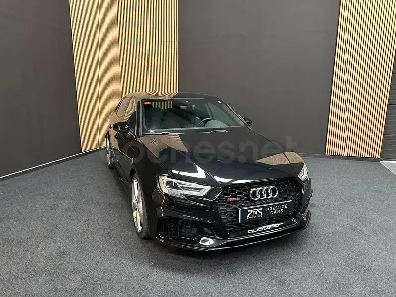 Usado Audi RS3 Prestige 400 CV (294 kW) 2019 Negro Berlina