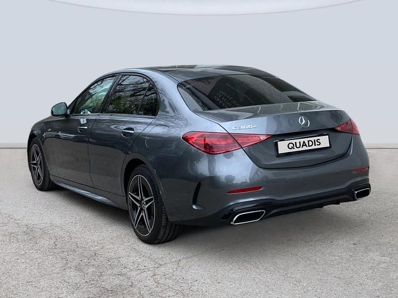 Usado Mercedes C220 197 CV (144 kW) 2025 Gris Berlina