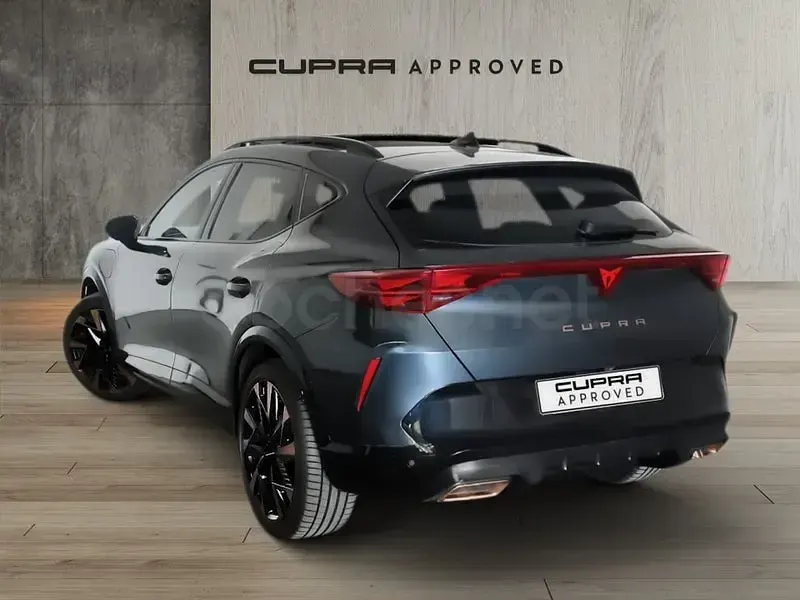 Usado Cupra Formentor VZ 272 CV (200 kW) 2024 Gris / plata SUV