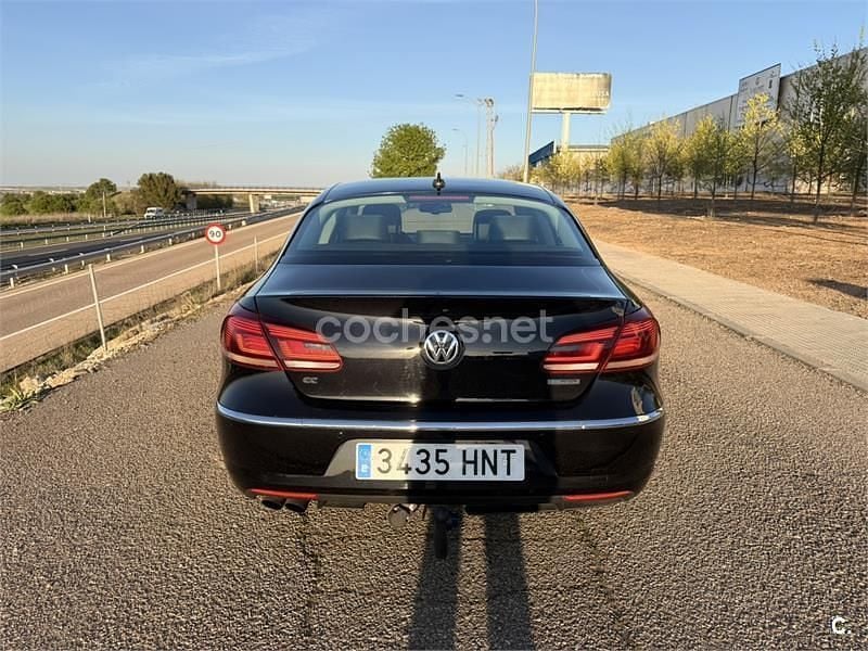 Usado VW CC Advance 140 CV (102 kW) 2013 Negro Berlina