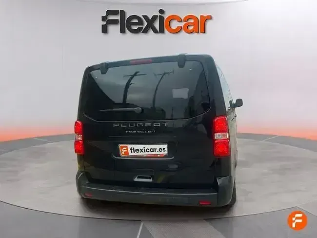 Usado Peugeot Traveller Business-Line 180 CV (132 kW) 2024 Negro Monovolumen