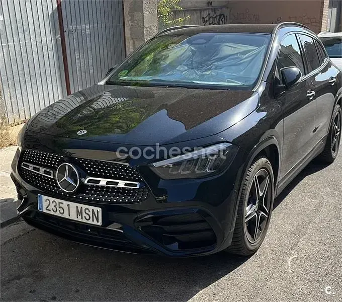 Usado Mercedes GLA200 150 CV (110 kW) 2024 Negro SUV