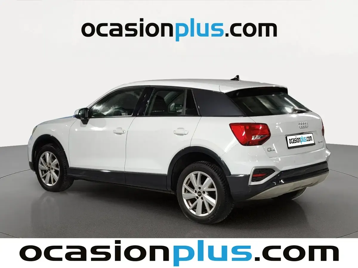 Begagnad Audi Q2 Advanced 150 HK (110 kW) 2023 Vit SUV