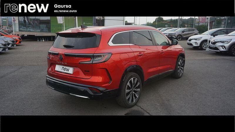 Usado Renault Espace Techno 200 CV (147 kW) 2024 Rojo Monovolumen