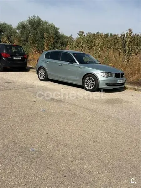 Usado BMW 118 122 CV (89 kW) 2008 Azul Utilitario