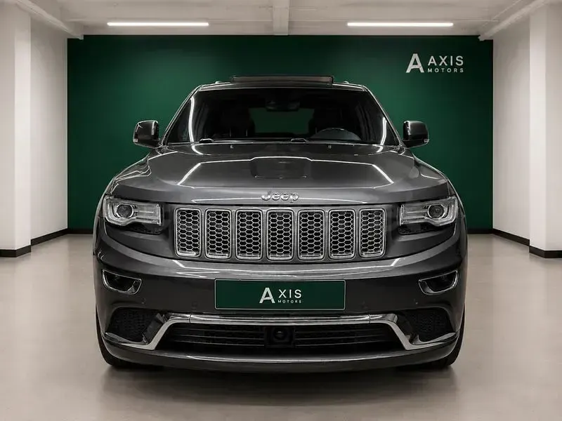 Usado Jeep Grand Cherokee Summit 250 CV (183 kW) 2016 Gris / plata SUV