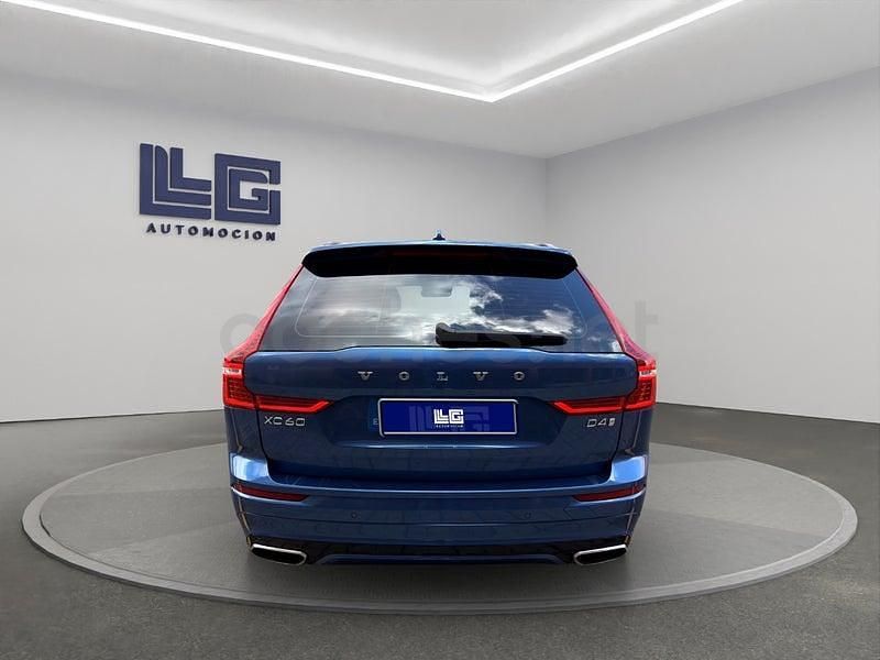 Usado Volvo XC60 R-Design 190 CV (139 kW) 2020 Azul SUV