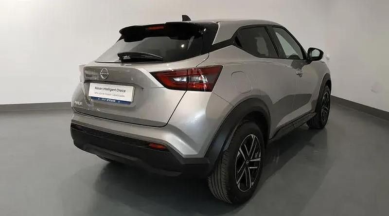 Usado Nissan Juke N-Connecta 114 CV (83 kW) 2024 Plata diamante SUV