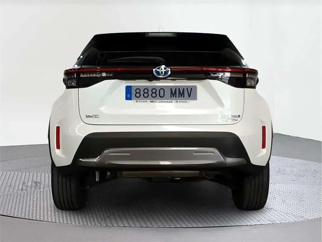 Usado Toyota Yaris Cross 116 CV (85 kW) 2024 SUV
