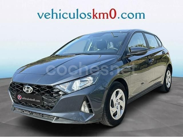 Gris / plata Usado 2022 Hyundai i20 Berlina | 11.900 € (Buen precio) - Imagen 1/4