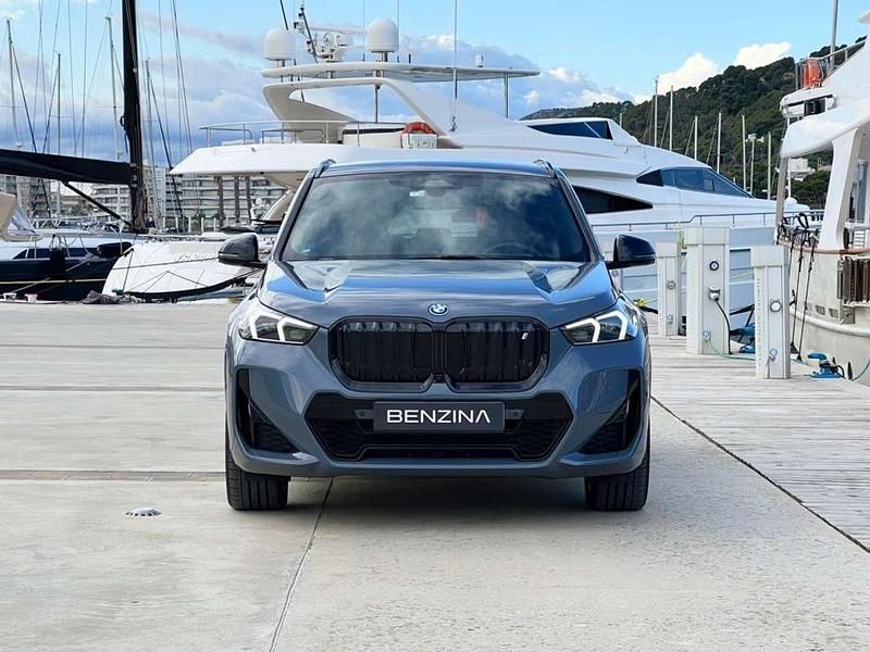 Usado BMW iX1 M Sport 230 kW (313 CV) 2023 Azul SUV