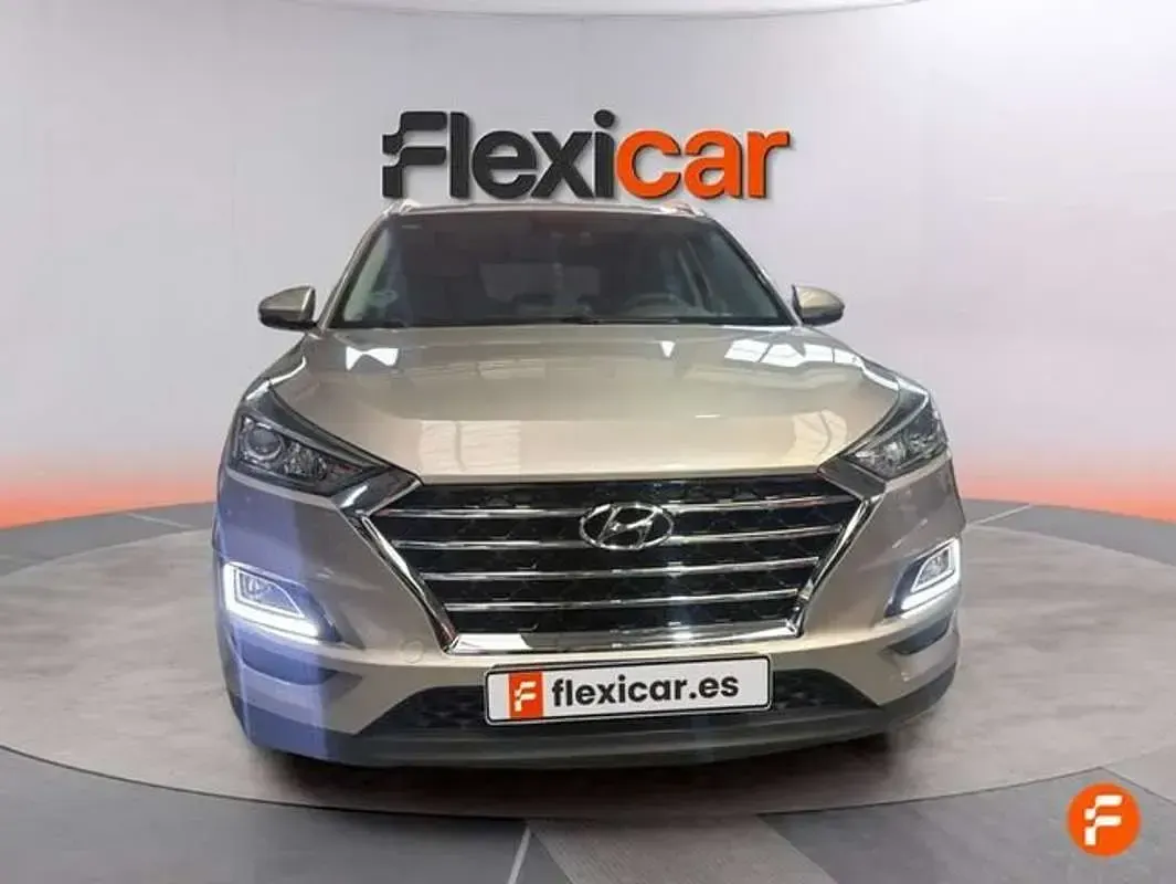 Usado Hyundai Tucson 132 CV (97 kW) 2020 Beige SUV
