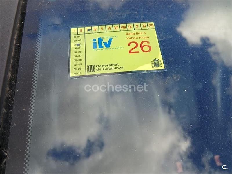 Usado Mercedes A160 Elegance 102 CV (75 kW) 2000 Gris / plata Monovolumen