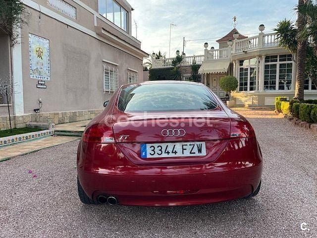 Usado Audi TT 200 CV (147 kW) 2008 Granate Coupe