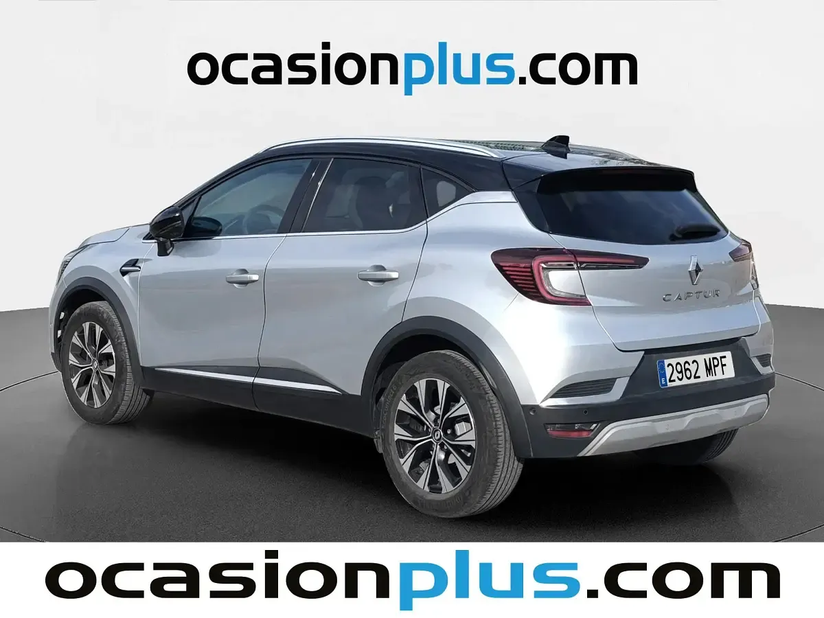 Usado Renault Captur Techno 91 CV (66 kW) 2024 Gris SUV