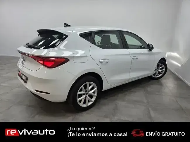 Usado Seat Leon Reference 115 CV (84 kW) 2021 Blanco Berlina