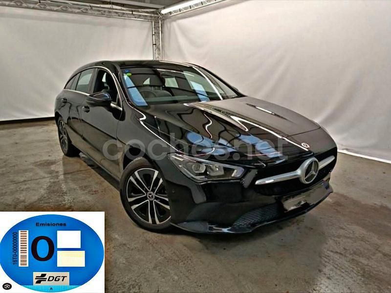 Negro Usado 2023 Mercedes CLA250e Shooting Brake Familiar | 29.000 € (Super precio) - Imagen 1/4