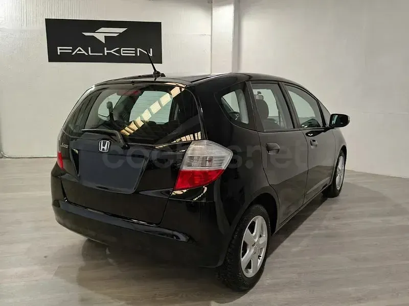 Usado Honda Jazz Executive 100 CV (73 kW) 2009 Negro Utilitario