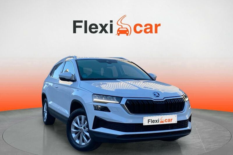 Blanco Usado 2023 Skoda Karoq Ambition SUV | 18.990 € (Super precio) - Imagen 1/4