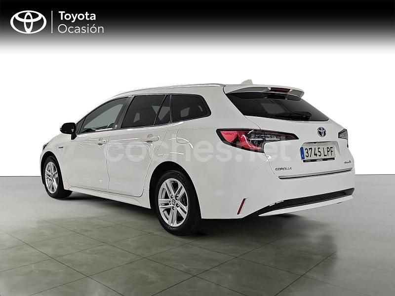 Usado Toyota Corolla Active 122 CV (89 kW) 2021 Blanco Familiar
