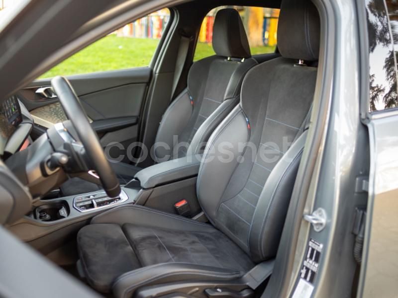 Usado BMW 120 Comfort Edition 163 CV (119 kW) 2025 Gris / plata Utilitario