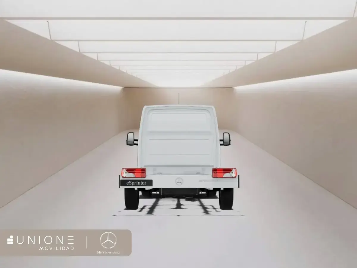 Usado Mercedes Sprinter 150 CV (110 kW) 2024 Blanco Van