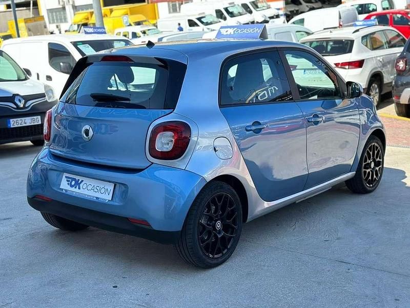 Usado Smart ForFour Electric Drive 60 kW (82 CV) 2018 Azul Utilitario