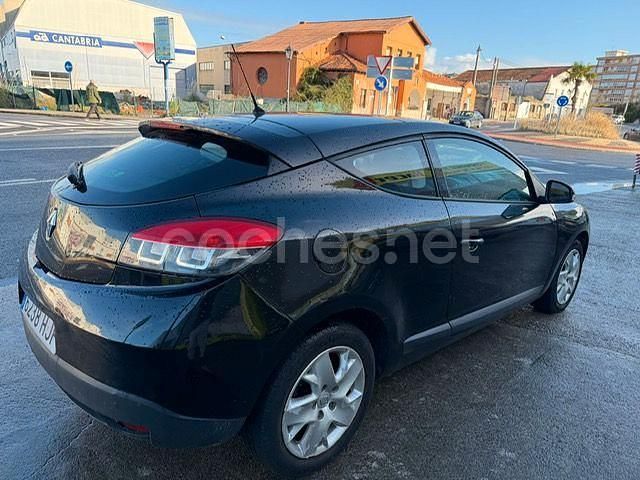 Usado Renault Mégane 90 CV (66 kW) 2012 Negro Berlina
