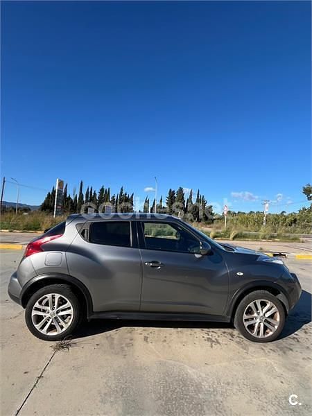 Usado Nissan Juke Premium Edition 110 CV (80 kW) 2011 Gris / plata SUV