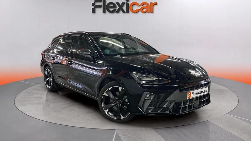 Usado Cupra Leon 150 CV (110 kW) 2024 Negro Utilitario