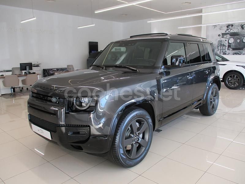 Gris / plata Nuevo 2025 Land Rover Defender SE SUV | 114.000 € - Imagen 1/4