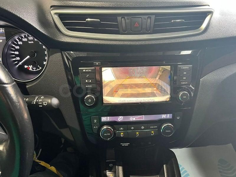 Usado Nissan Qashqai Acenta 115 CV (84 kW) 2021 Blanco SUV