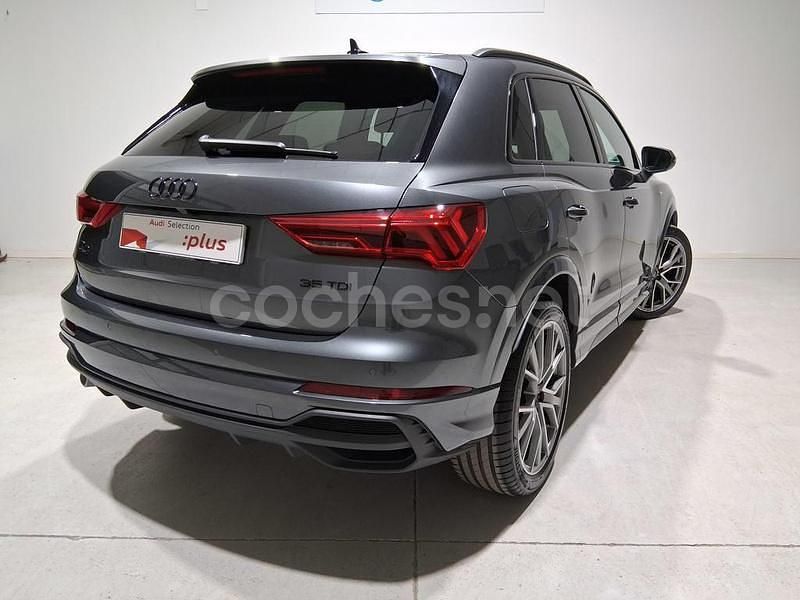 Usado Audi Q3 Ambiente 150 CV (110 kW) 2025 Gris / plata SUV