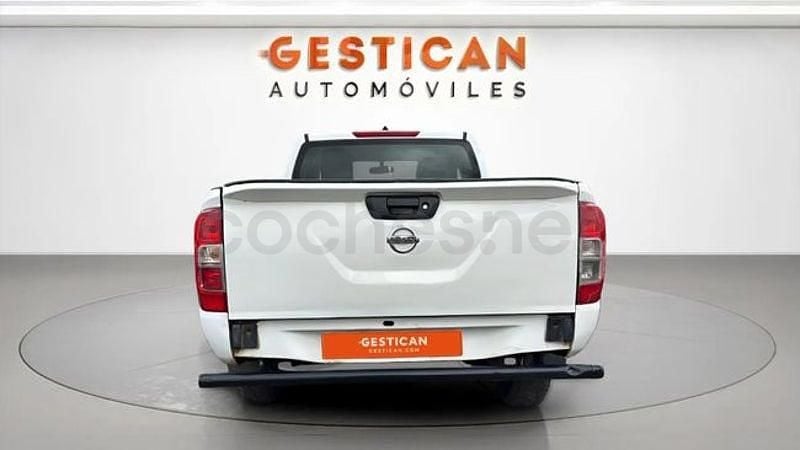 Usado Nissan Navara Visia 160 CV (117 kW) 2018 Blanco Recogida
