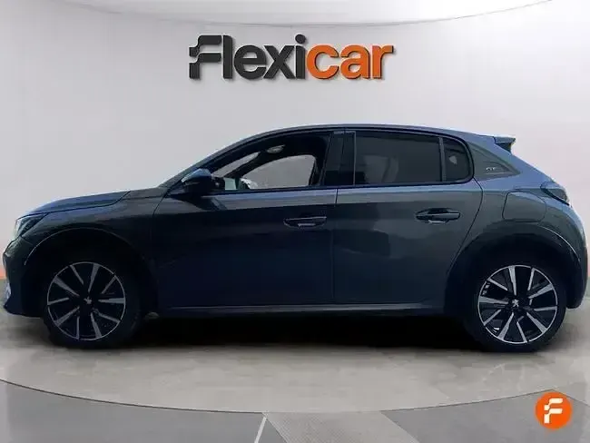 Usado Peugeot 208 GT 100 CV (73 kW) 2020 Gris Utilitario