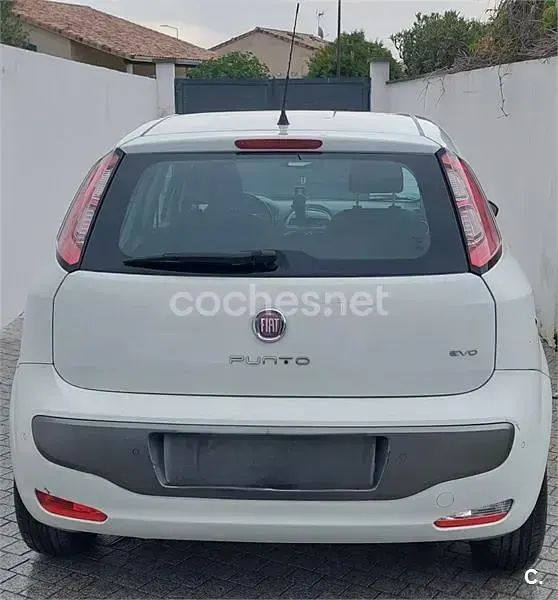 Używany Fiat Punto Evo Dynamic 105 KM (77 kW) 2010 Biały Hatchback