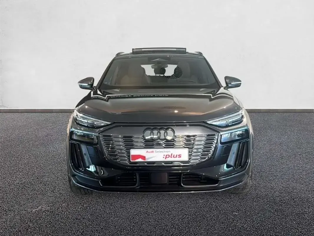 Usado Audi Q6 e-tron S-Line 284 kW (387 CV) 2024 Gris SUV