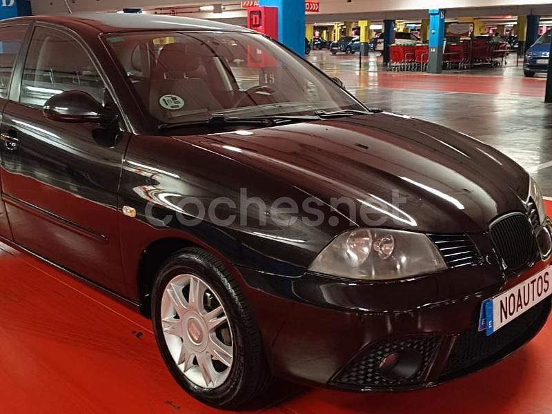 Negro Usado 2007 Seat Ibiza Berlina | 3750 € (Precio justo) - Imagen 1/4