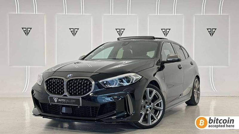 Negro Usado 2020 BMW M135 Comfort Edition Utilitario | 30.900 € (Buen precio) - Imagen 1/4