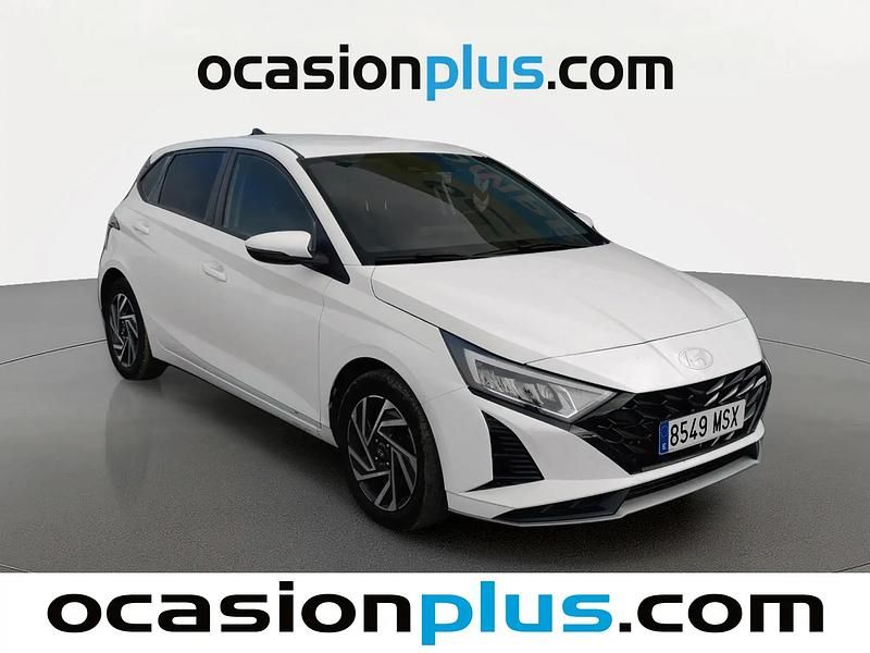Usado Hyundai i20 100 CV (73 kW) 2024 Blanco Utilitario