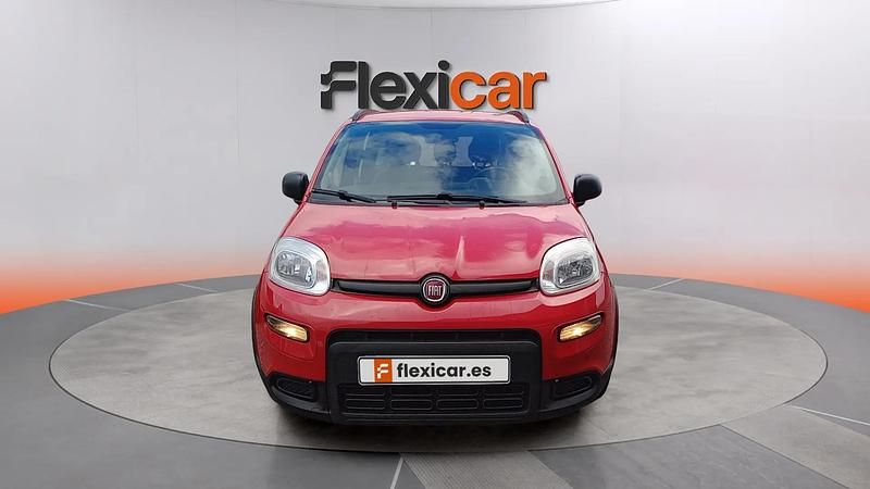 Usado Fiat Panda 71 CV (52 kW) 2022 Rojo Utilitario
