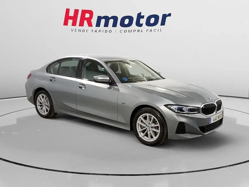 Gris Usado 2024 BMW 320e Shadowline Berlina | 36.610 € (Precio justo) - Imagen 1/4