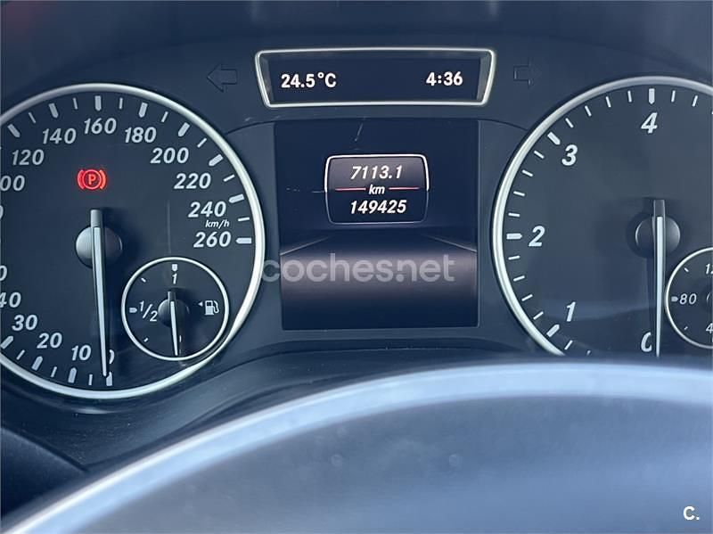 Usado Mercedes A180 Style 109 CV (80 kW) 2014 Blanco Berlina